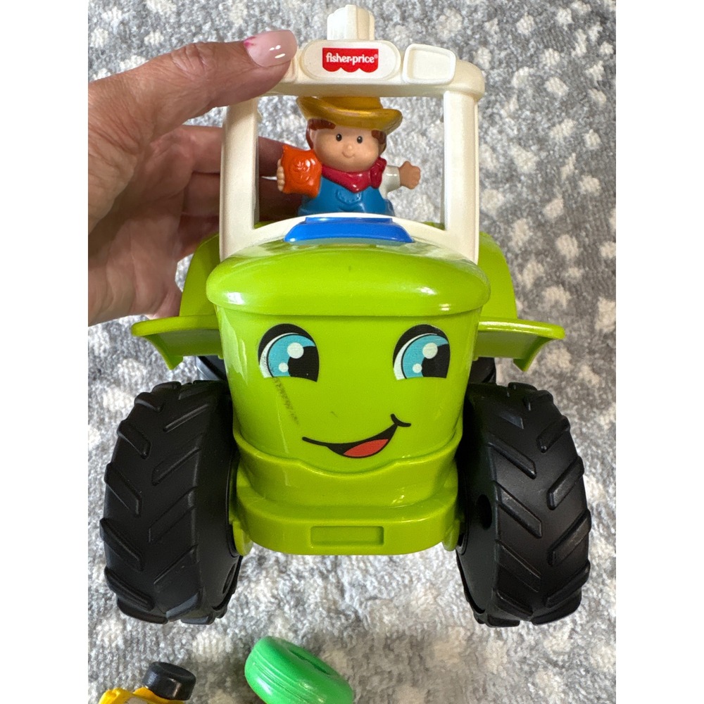 Fisher Price Little People Farm Tractor Set with Farmer Figure Green Yellow